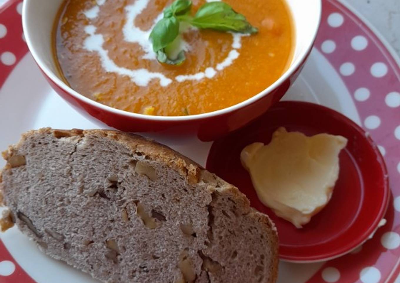 Parsnip,carrot and tomato soup