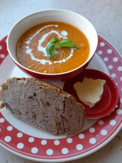A picture of Parsnip,carrot and tomato soup.
