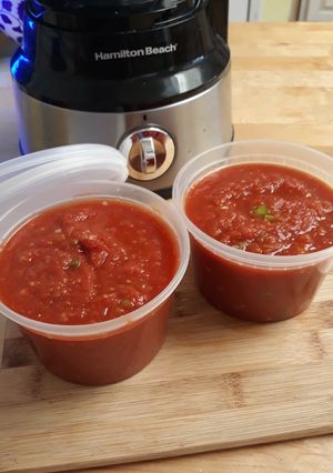 A picture of Nan's Red Salsa.