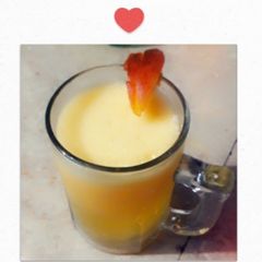 A picture of Peach juice.