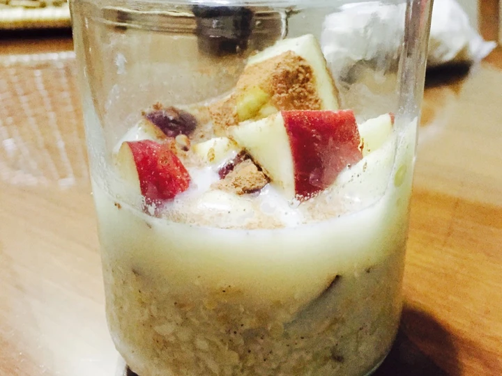 Cara Gampang Membikin Resep  Overnight Apple Cinnamon Oats yang Bisa Manjain Lidah, Enak Banget