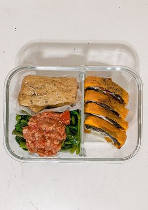 便當內含番茄義大利肉醬、三色蛋 的食譜成品照片