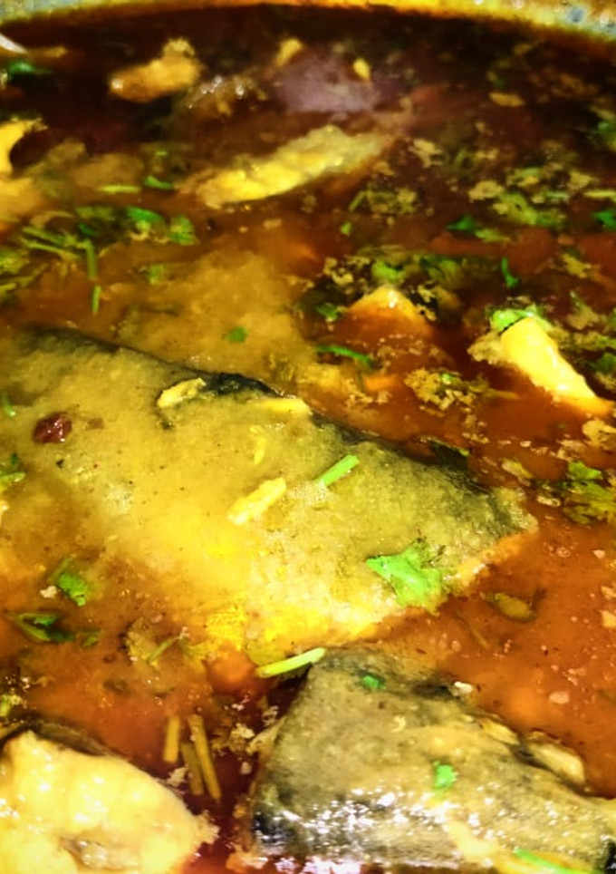 हल्दी वाली मछली (haldi wali machli recipe in Hindi) रेसिपी मुख्य फोटो