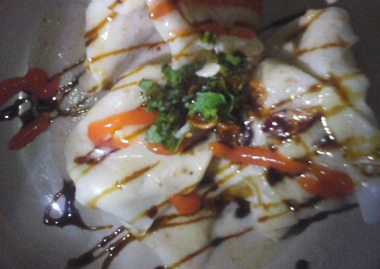 Siomay tahu telor yummy😍