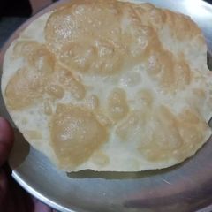 A picture of Bhatura.