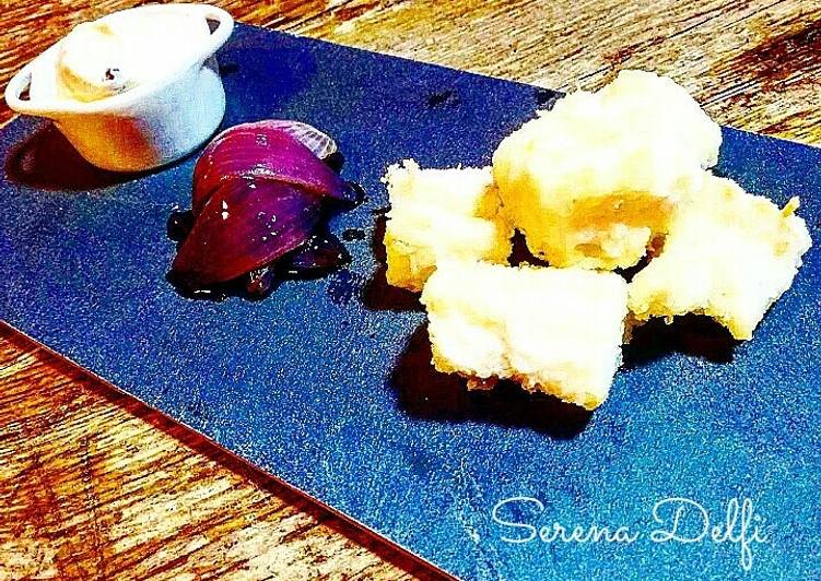 Baccalà con cipolle caramellate