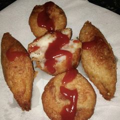 A picture of Bread rolls Chatpate.
