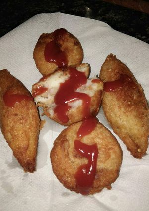 A picture of Bread rolls Chatpate.