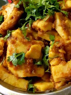 बेसन के कतिले(besan katli recipe in hindi) रेसिपी मुख्य फोटो
