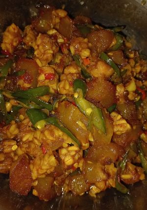 Foto resep Oseng tempe cecek cabe ijo