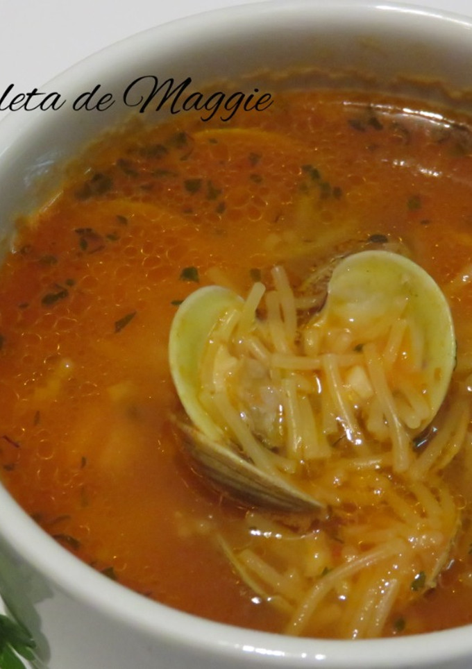 Una foto de Sopa de rosellona