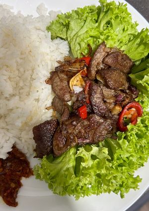 Gambar Daging goreng bawang ✨Simple ✨