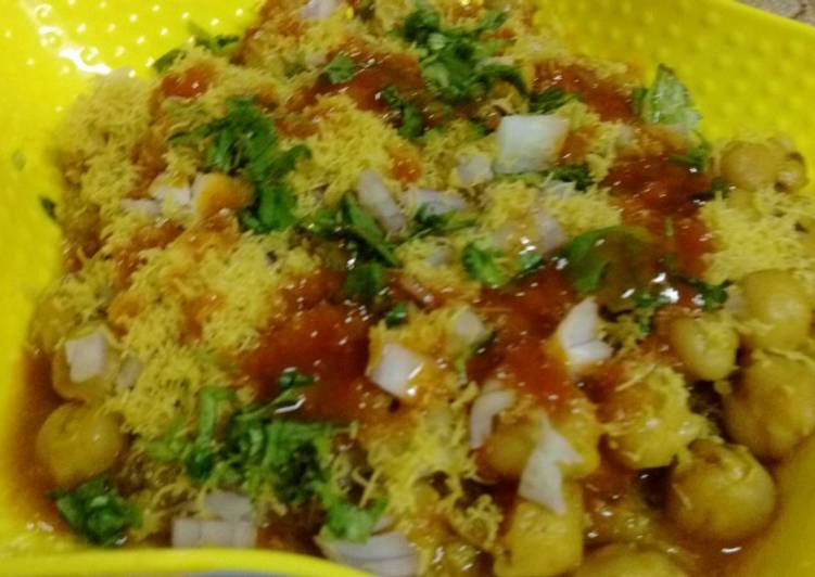 Recipe of Favorite Chole Chat