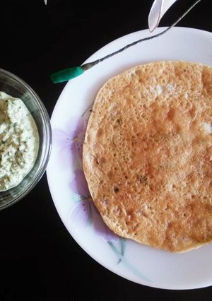 A picture of Jowar-Onion Uttapam.