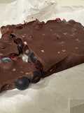 Chocolate negro con arandános a la sal