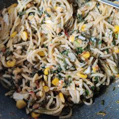 A picture of Lemon garlic shrimp pasta.