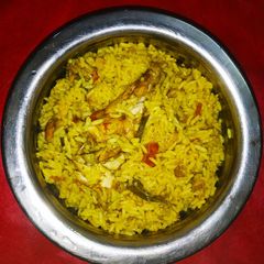 A picture of Chicken Biryani.