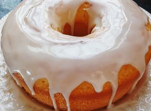 Una foto de Torta Humeda de Limón 🍋