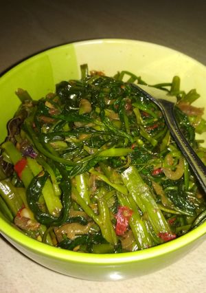 Foto resep Oseng Kangkung Terasi
