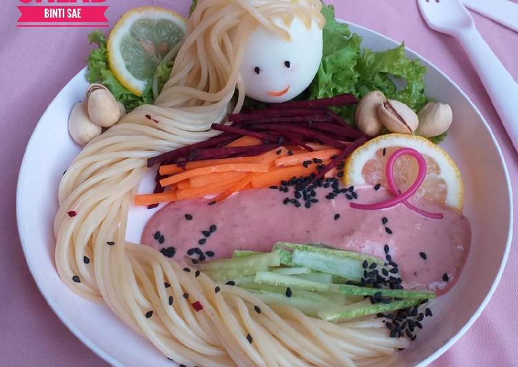 Rapunzel Spaghetti Salad