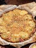 Crocante de papas rellenas de jamón y queso al horno