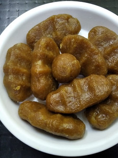 கோதுமை மாவு கொழுக்கட்டை(wheat kolukattai recipe in tamil) செய்முறை முக்கிய புகைப்படம்