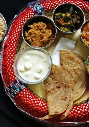 अवधी थाली/अवधी क्यूज़ीन Avadhi Thali recipe in hindi रेसिपी मुख्य फोटो