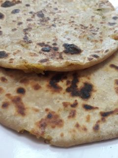 ஆளு பராத்தா (Aloo PAratha Recipe in Tamil) செய்முறை முக்கிய புகைப்படம்