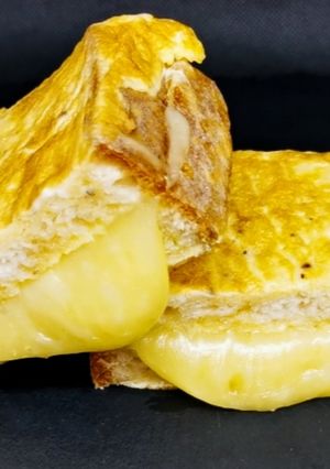 Una foto de Sándwich de huevo y queso