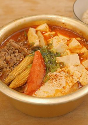 韓式豆腐小火鍋 的食譜成品照片