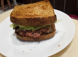 صورة لوصفة ساندوش تونة دايت 🥪❤