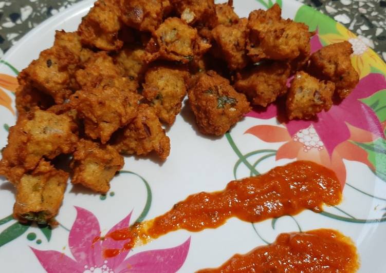 Recipe of Favorite ચોળાના ભજીયા (chola na bhajiya recipe in kathiyavadi)