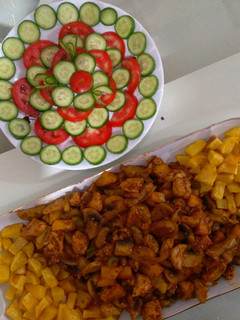 عکسی از دستور خوراک مرغ و سبزیجات