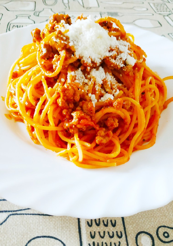 Una foto de Espaguetis con carne picada 🍝