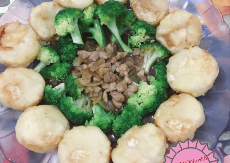 Bagaimana Membuat Brokoli Tofu with Daging Cincang Saus Tiram, Enak Banget