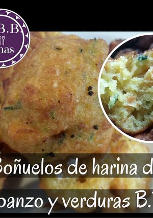 Una foto de Buñuelos de harina de garbanzo y verduras (Veganos)