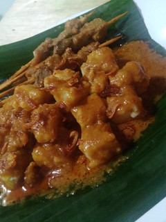 Foto resep Sate daging sambal kacang & tips agar bumbu meresap kedaging