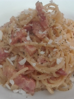 Una foto de Espaguetis Carbonara