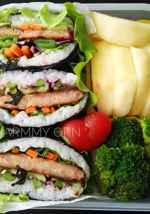 รูปของ ONIGIRAZU [Sushi Sandwich]