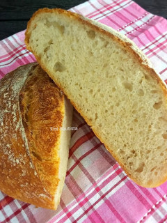 Una foto de Pan de trigo con sémola masa vieja y masa madre