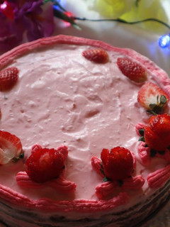 A picture of Strawberry Cake.