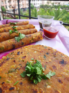 પનીર થેપલા (Paneer Thepla Recipe In Gujarati) રેસીપી મુખ્ય ફોટો