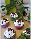 Cupcake spinach dừa bào và hạt lựu #cleaneating