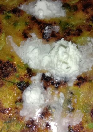 A picture of Methi paratha.