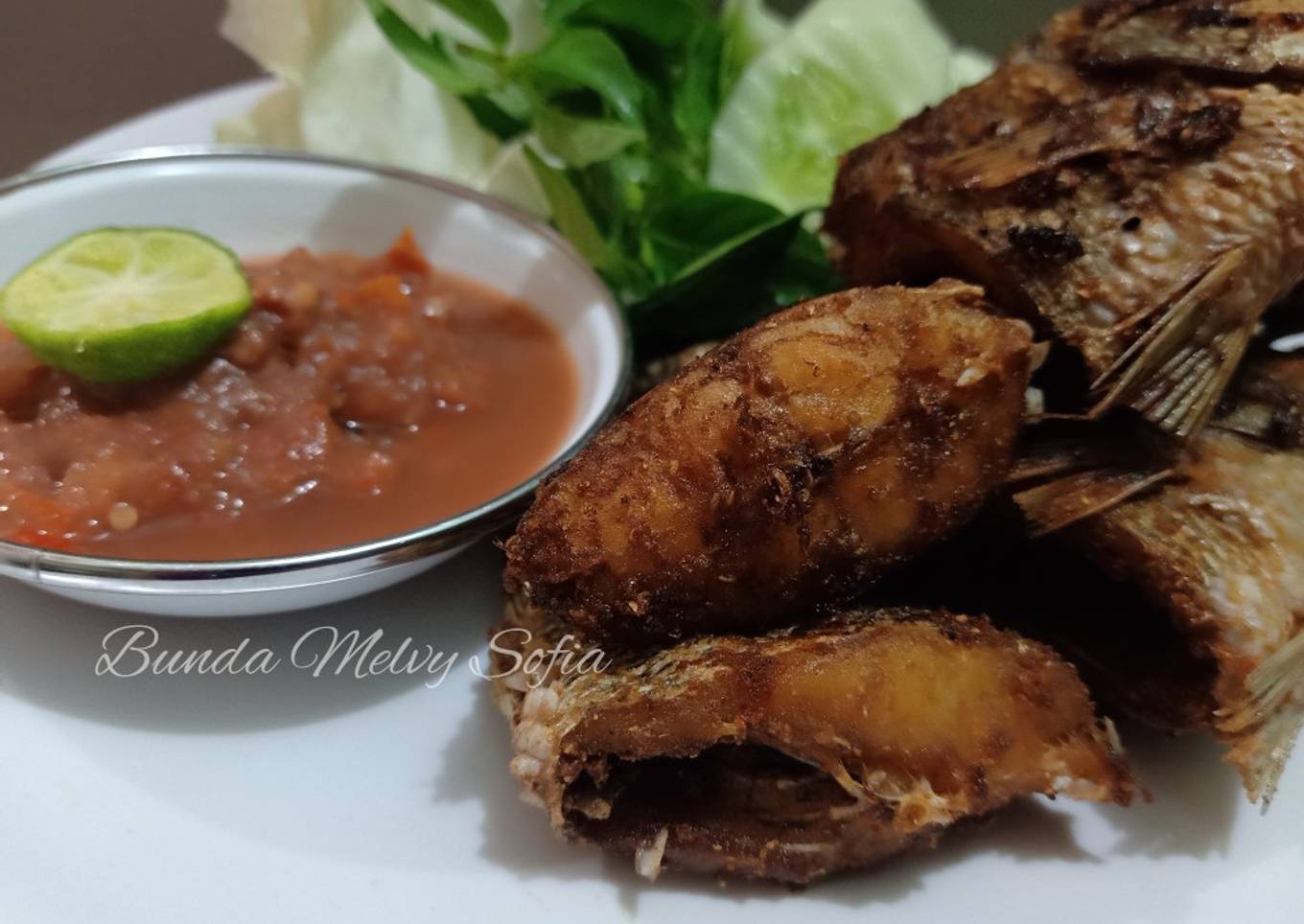 Kakap Goreng dan Sambal Tomat Terasi