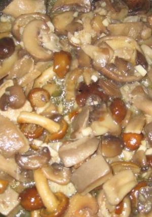 Una foto de Surtido de setas con bacon 🍄‍🟫🥓