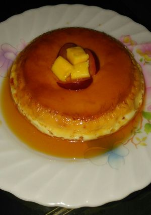 A picture of Caramal egg pudding.