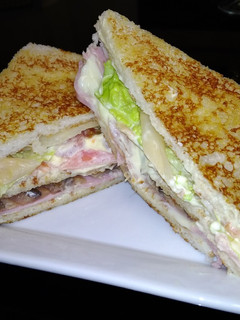 Una foto de Sándwich con fundamento