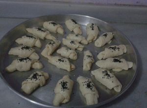 صورة لوصفة فطاير جبنة عشكل كرواسون