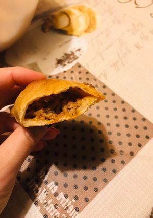 Tchebureki orosz darált hússal töltött tészta párnácskák Egészségesen ! recept fotója